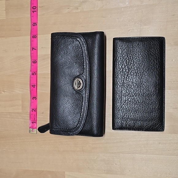 {Coach} Park Leather Turn lock Slim Envelope Wallet & Checkbook Holder - Picture 3 of 13